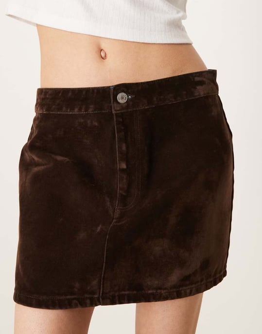 ASOS DESIGN flockad denim minikjol - Image 4