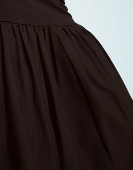 Topshop poplin full skirt with curved dropped waistband in black - Image 4