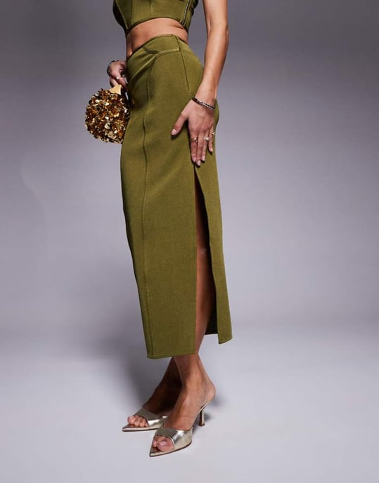 ASOS DESIGN samordnad bandage midi kjol med sömmar i olivgrön - Image 4