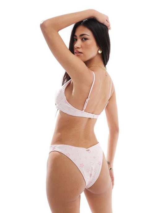 Hollister underwire bikini top co-ord in pale lilac floral print - Image 3