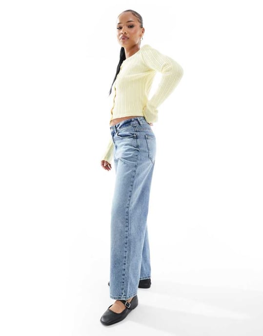 ONLY Petite Ella midjehöga raka jeans i mellanblått - Image 3