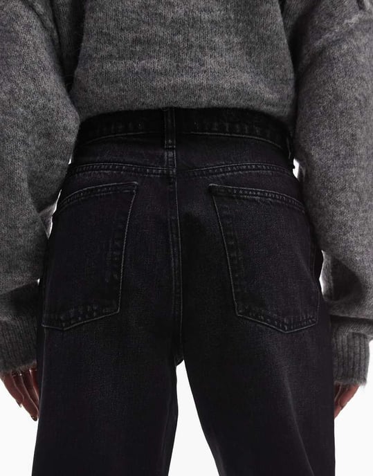 Topshop Kort hög midja rak jeans i tvättad svart - Image 4