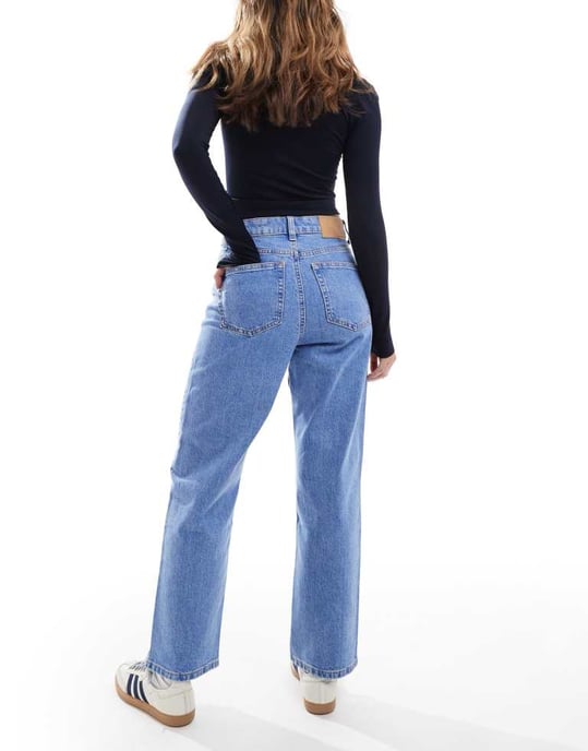 ASOS DESIGN ankle grazer straight leg jeans in bright blue - Image 2