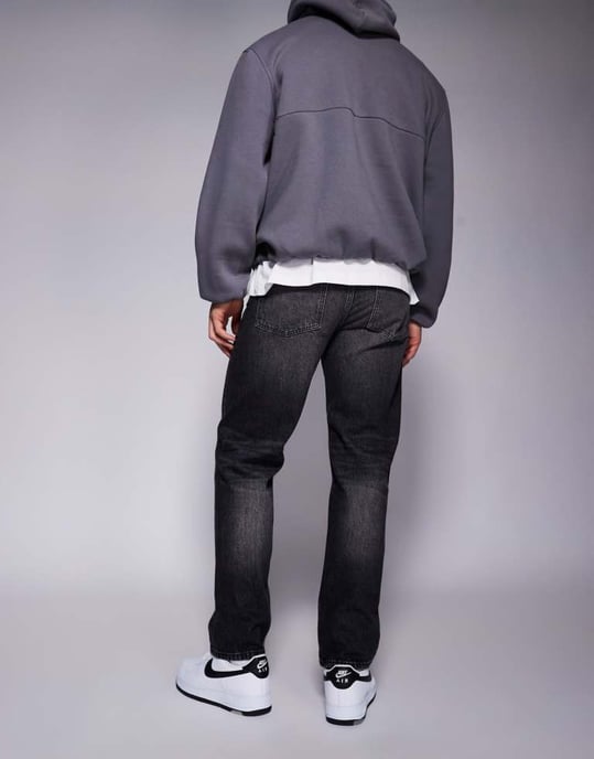 ASOS DESIGN raka stretchjeans i tvättad svart - Image 3