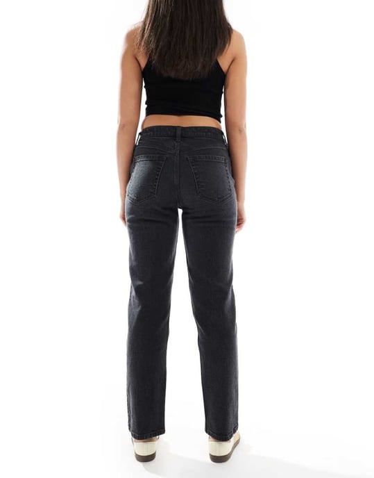 Hollister high rise straight leg jean in washed black - Image 2
