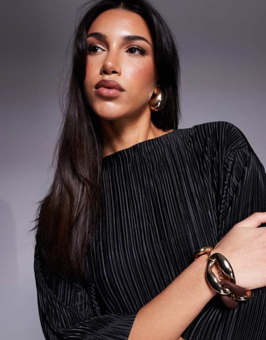 ASOS DESIGN 2 in 1 plisse faux cord jumpsuit in black - Image 4