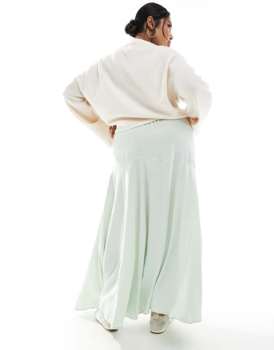 ASOS DESIGN Curve volym maxi kjol i salvia - Image 4
