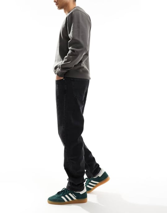Tommy Jeans Isaac relaxed tapered jeans in black - Image 3
