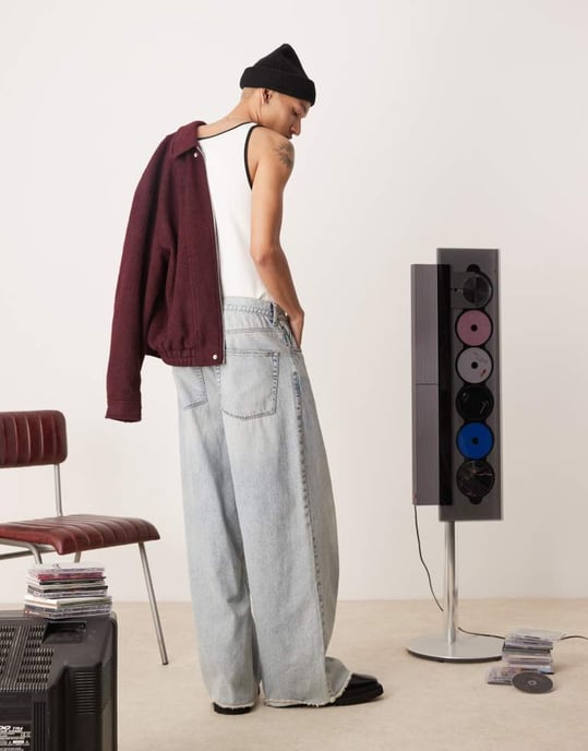 ASOS DESIGN lösa jeans i ljus tvättad blå - Image 3