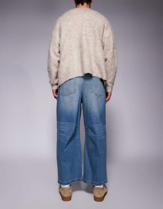 ASOS DESIGN hästskojeans i ljus tvättad blå - Image 3