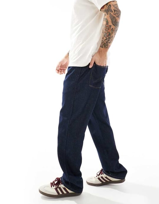 Wrangler Frontier relaxed fit jeans in dark wash - Image 2