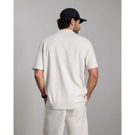 Aeden Vinci shirt off - Image 4