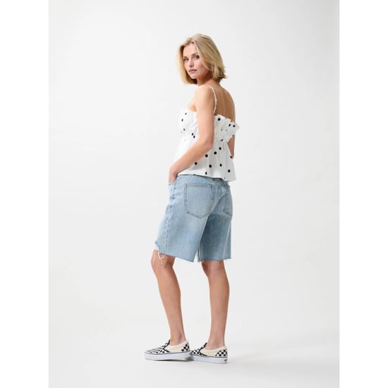 Catwalk Junkie Loose fit jorts damaged - Image 4