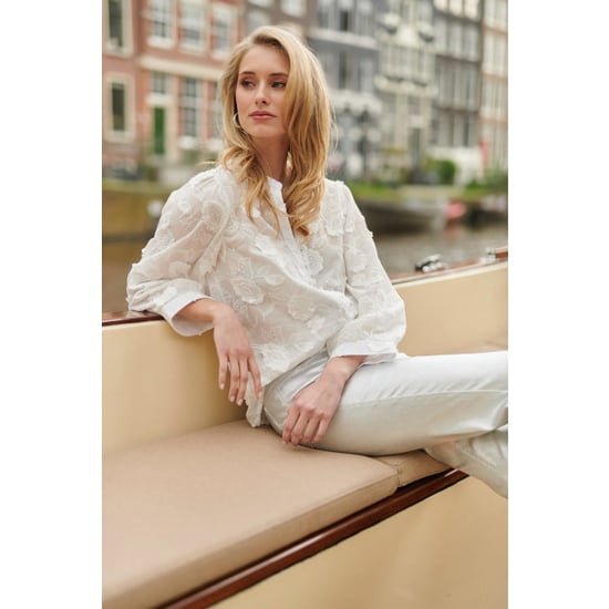 Smashed Lemon 25138 witte 3d bloemenblouse - Image 3