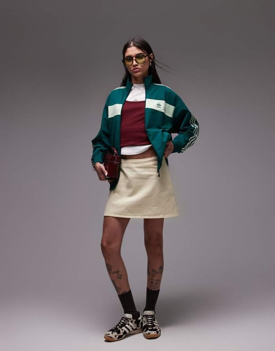 ASOS DESIGN denimmikrokjol i smörgul - Image 3
