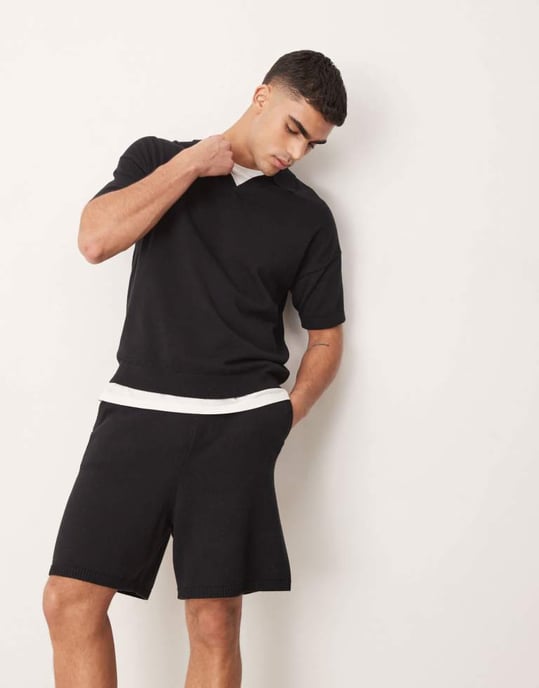 ASOS DESIGN oversize mellantjocka stickade bomullsshorts co-ord i svart - Image 4