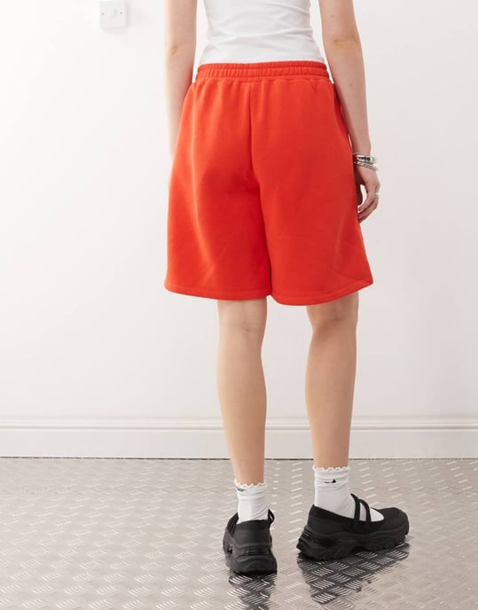 COLLUSION långa baggy shorts i röd - Image 3