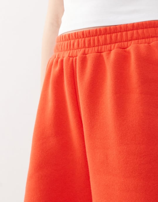 COLLUSION långa baggy shorts i röd - Image 4
