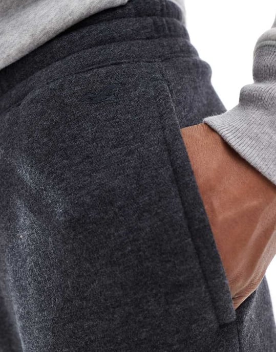 Hollister 8\\' ikon fleece shorts i kolgrå - Image 4
