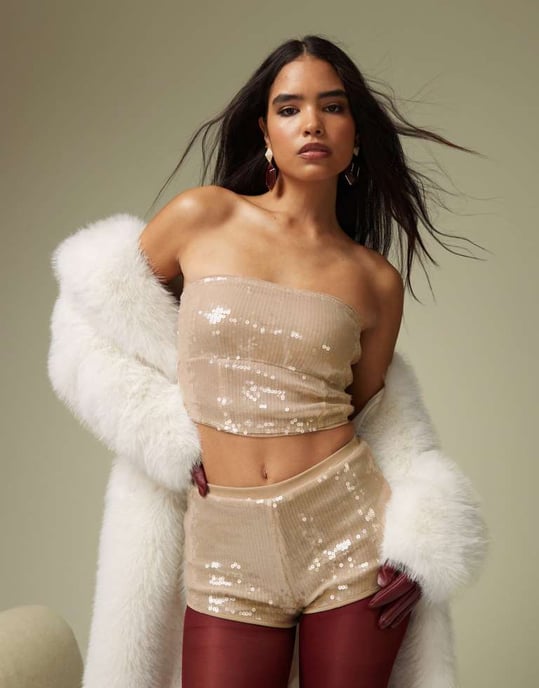 ASOS DESIGN paljett hot pant shorts i sten - Image 2