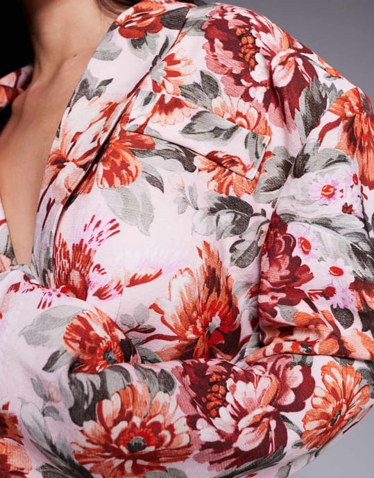 ASOS LUXE co-ord linen look cropped tailored blazer in tapestry floral print - Image 3