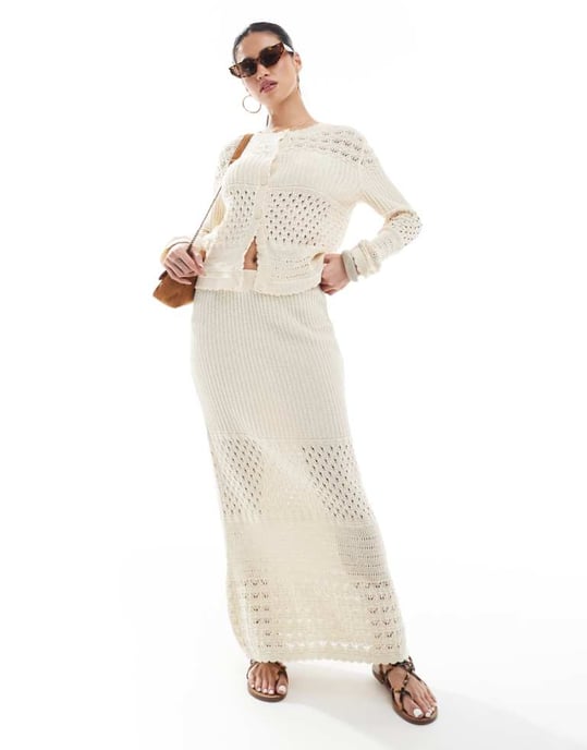 Vero Moda virkad maxikjol i krämfärg - Image 1
