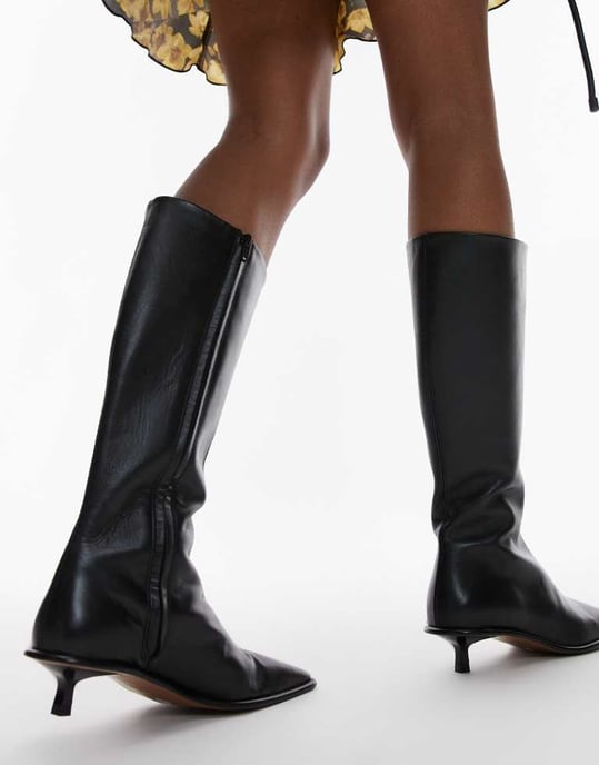 Topshop Taylor premium läder knähöga klacksockor i svart - Image 4