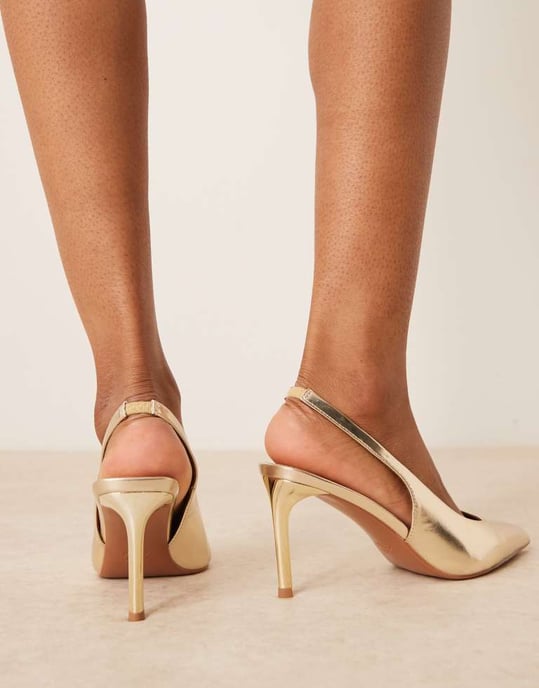 ASOS DESIGN Spicy slingback stiletto mid heeled shoes in gold - Image 3