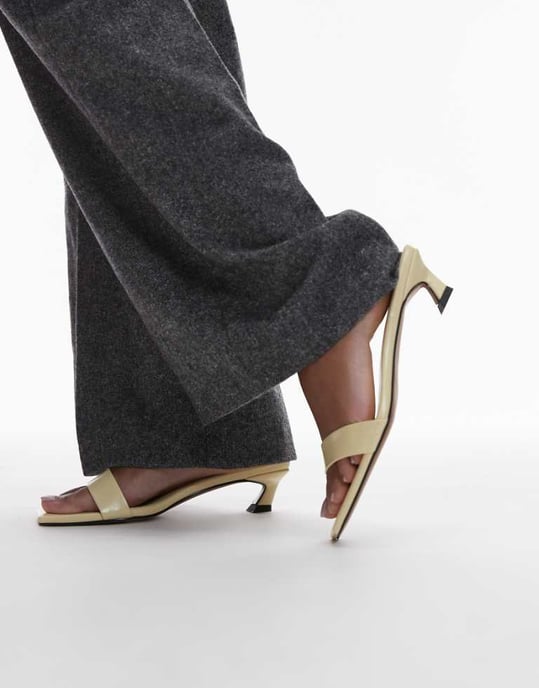 Topshop Inga fyrkantiga tå slip-on sandaler med medelhög klack i ljusgul - Image 1