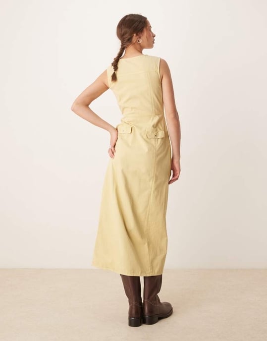 ASOS DESIGN twill midiklänning med sprund och spänne i acid wash stenbeige - Image 3
