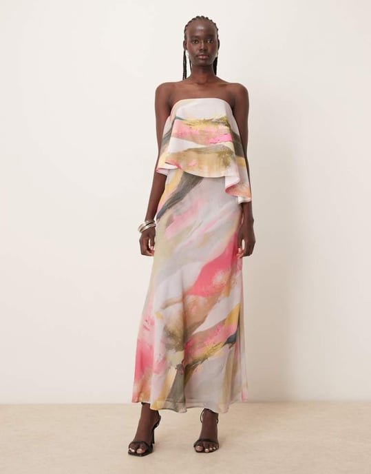 ASOS DESIGN bandeau asymmetrisk kontrasttygs sned maxiklänning i penseldragsmönster - Image 1