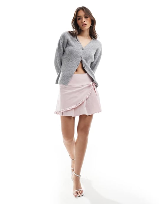 Miss Selfridge spetsinlindad plisserad minikjol med rosettdetalj - Image 4