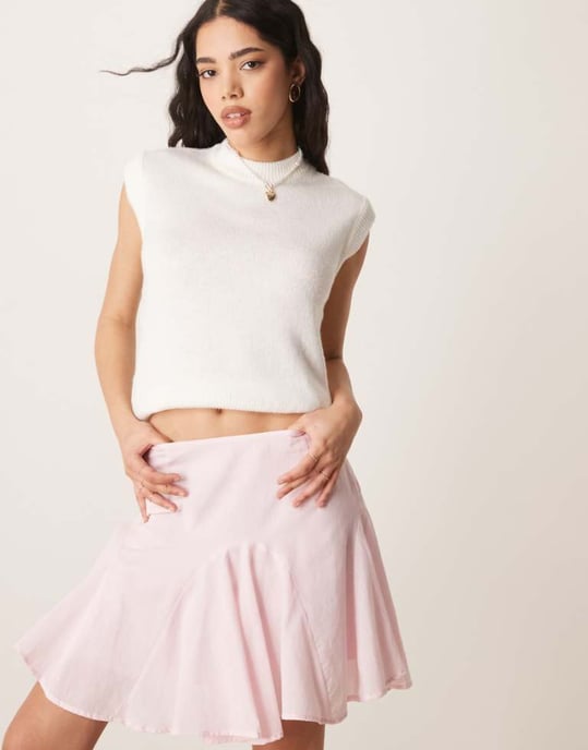 ASOS DESIGN bomulls godet flippig nederkant mini kjol i rosa - Image 1