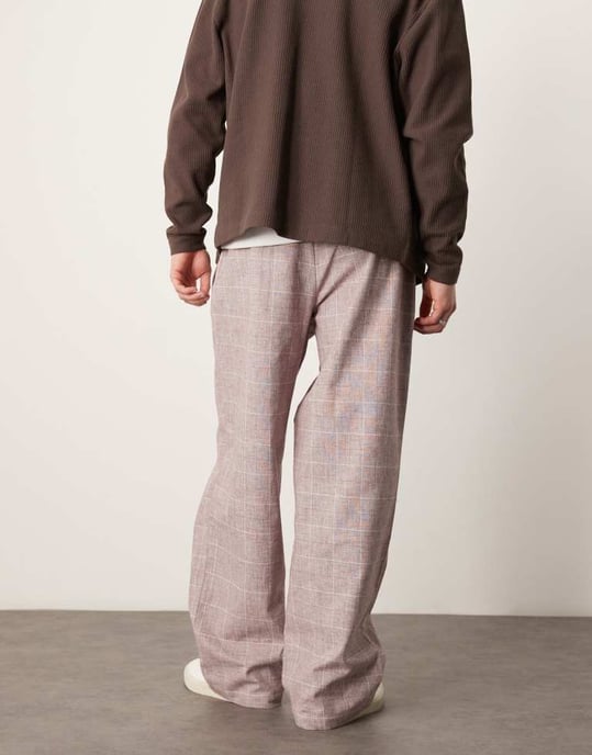 ASOS DESIGN vida ben smarta byxor med strukturerad ruta i blekt burgundy - Image 4