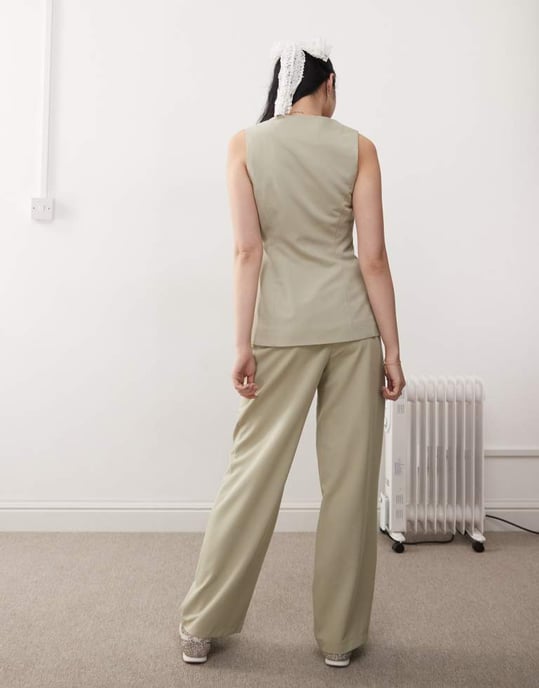 Miss Selfridge koordinerade skräddarsydda vida byxor i khaki - Image 4