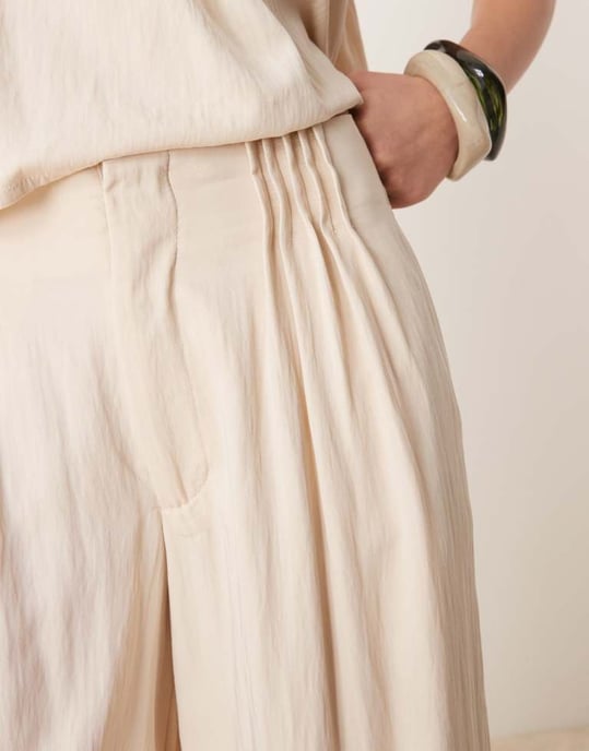 ASOS DESIGN micro pleat front wide leg trousers co-ord in buttermilk - Image 2