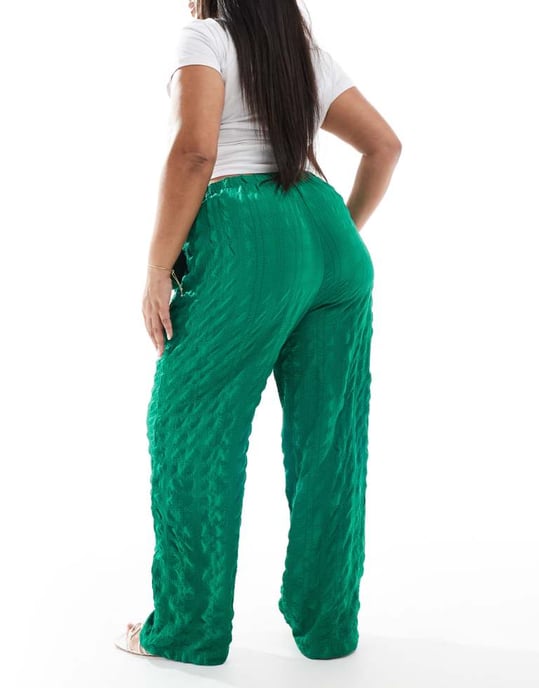 Vero Moda Curve textured wide leg trousers in green - Image 3