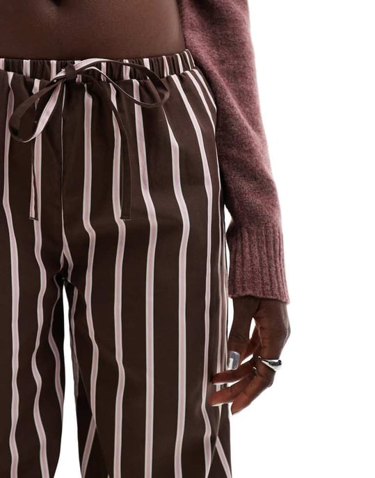 ASOS DESIGN poplin vida ben pappabyxor i chokladrand - Image 4