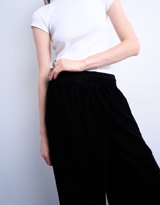 Topshop sammet knytmidja joggers i svart - Image 4