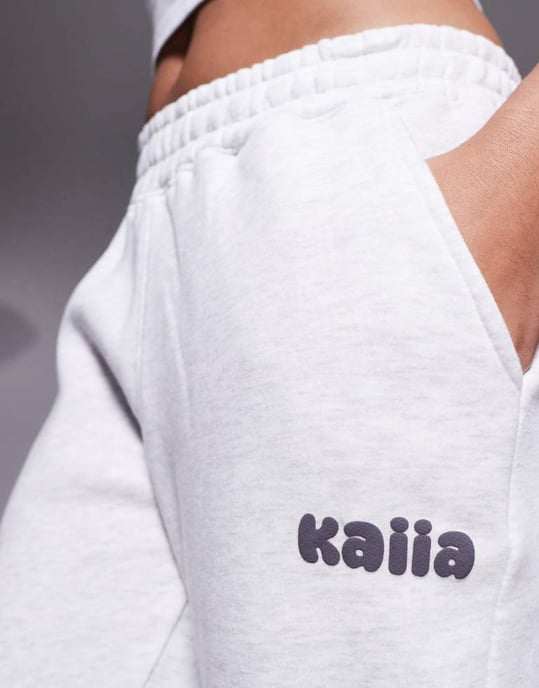 Kaiia Studio wide leg joggers co-ord in light grey marl - Image 3