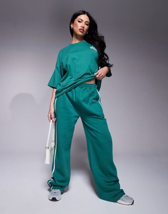 Kaiia wide leg side stripe jogger co-ord in green - Image 1