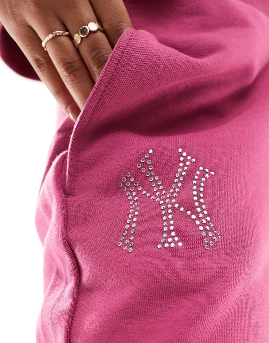 New Era NY Yankees embellished logo jogger co-ord in pink - Image 4