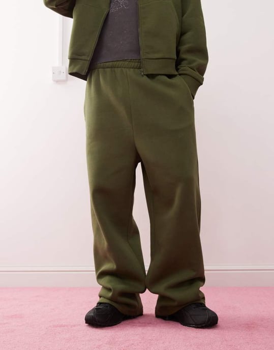 Återvunnen vintage bredbyx-jogger i khaki - Image 2
