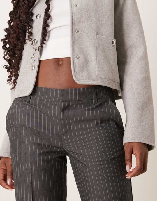 Gina Tricot tailored low waist relaxed bootcut trousers in grey pinstripe - Image 4