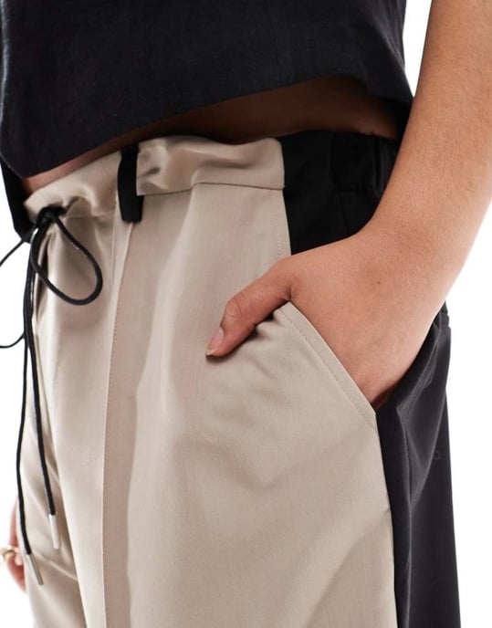 ASOS DESIGN Curve skräddarsydda avslappnade byxor med knytmidja i mocha - Image 3