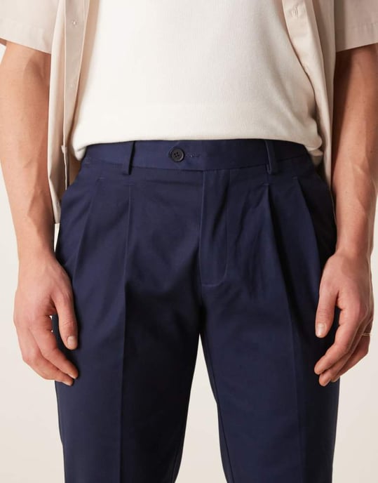 ASOS DESIGN smart slim fit bomullschinos i marinblått - Image 4