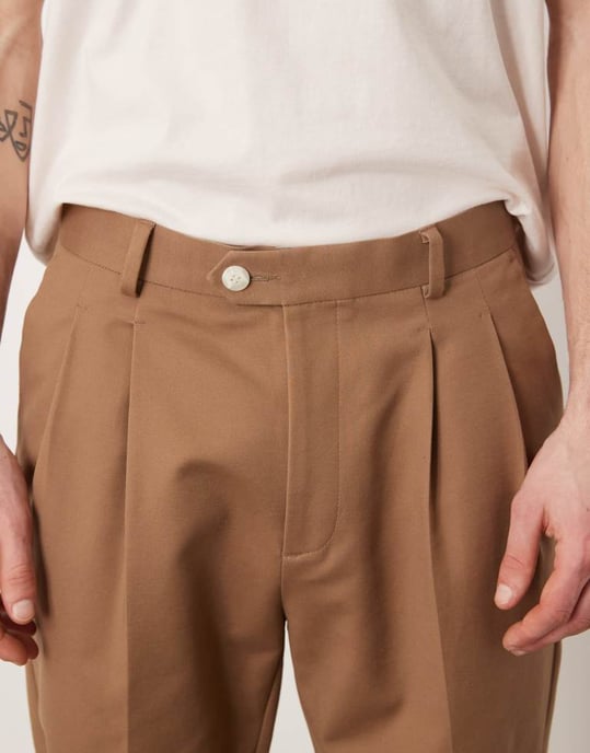 ASOS DESIGN smart tapered bomullschinosbyxor i brunt - Image 3