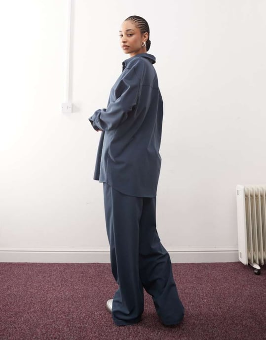Återvunnen vintage unisex byxa med vida ben i marinblå koord - Image 2