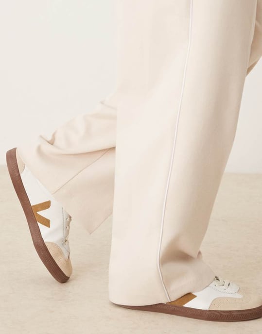 ASOS DESIGN smart vida byxor med sidopipning i sten - Image 3