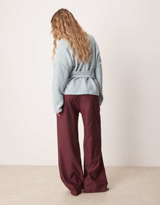ASOS DESIGN tailored wide leg pull on trouser in plum - Image 2